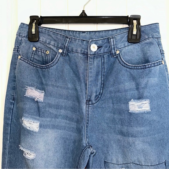 Snowman face distressed medium wash fashion jeans women S - Picture 3 of 13